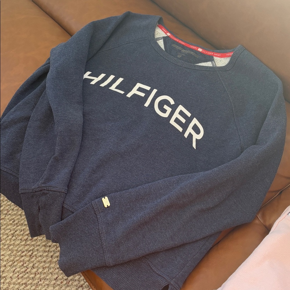 Tommy Hilfiger Long Sleeves - Picture 2 of 5